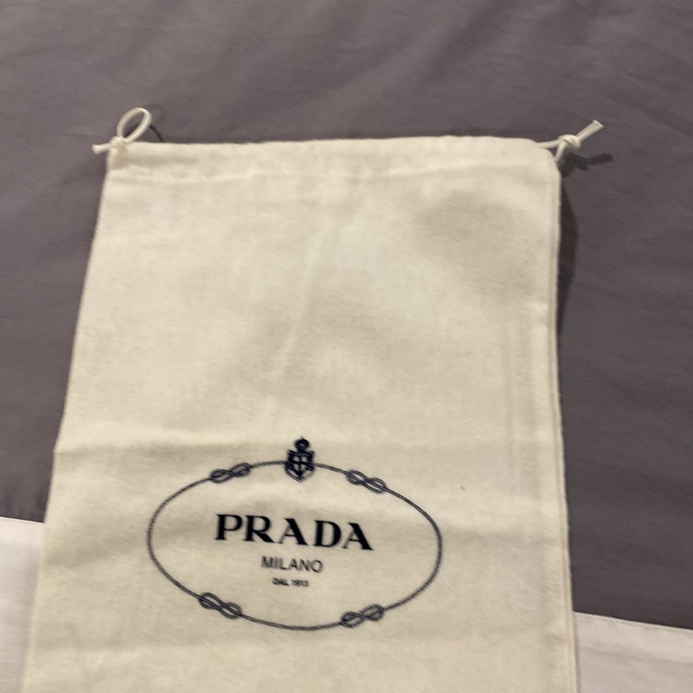 Prada dustbag for a clutch or bag - Picture 2 of 2